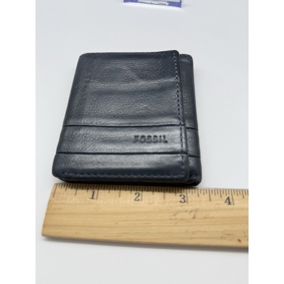Fossil Brooks Trifold Wallet Blue Leather - Picture 3 of 8